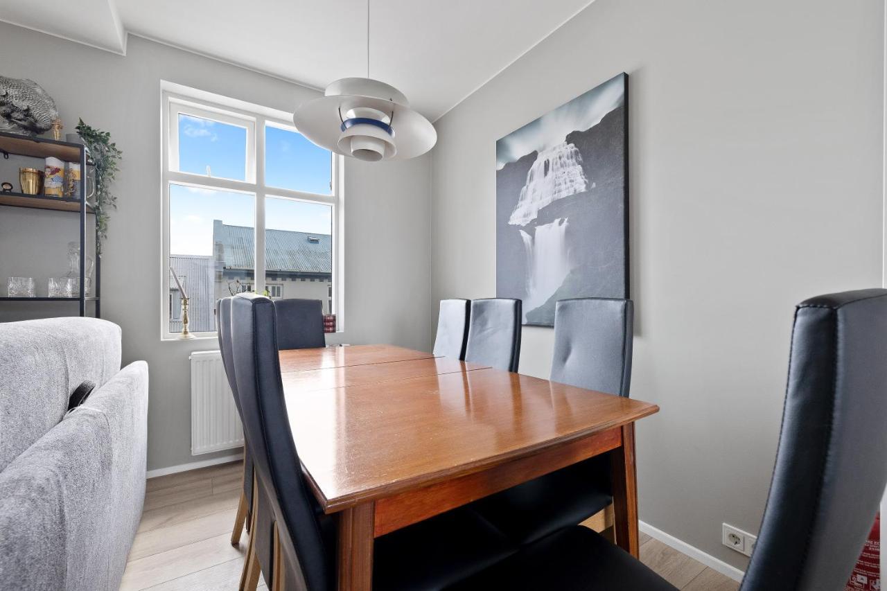 Venture Vacation-cheerful Down Town Holiday home